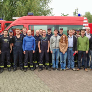 Feuerwehrleute aus Lohne, Südlohne und Brockdorf helfen im Hochwasser-Gebiet