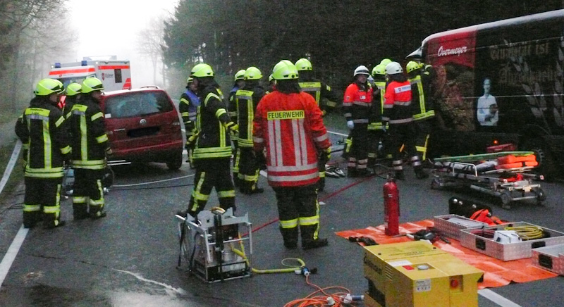 20140402_VerkehrsunfallBergweg_002.jpg