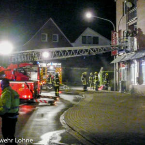 Kellerbrand in Mehrfamilienhaus: 15 Personen gerettet