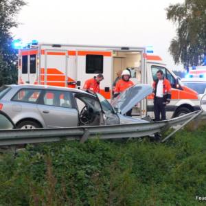 Zusammenprall von zwei Autos auf der Landwehrstraße in Lohne