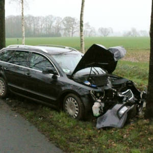 Autofahrer bei Verkehrsunfall auf der Märschendorfer Straße schwer verletzt