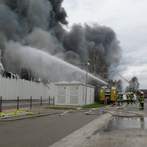Polizei klärt Ursache von Großbrand bei Wiesenhof in Lohne