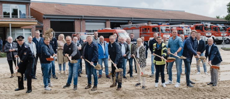 Erster Spatenstich für die Erweiterung