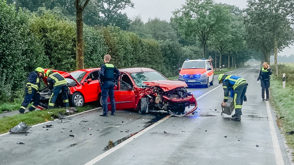 Fahrbahn reinigen nach Verkehrsunfall