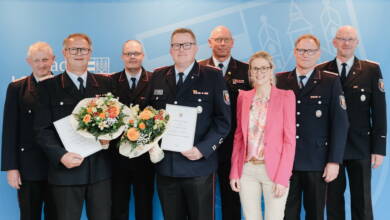 Theilen und Brüning weiterhin an der Spitze