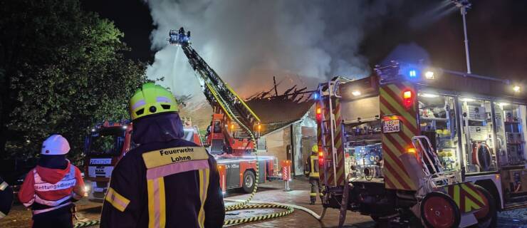 Brand eines Stallgebäudes mit Wohnhausanbau