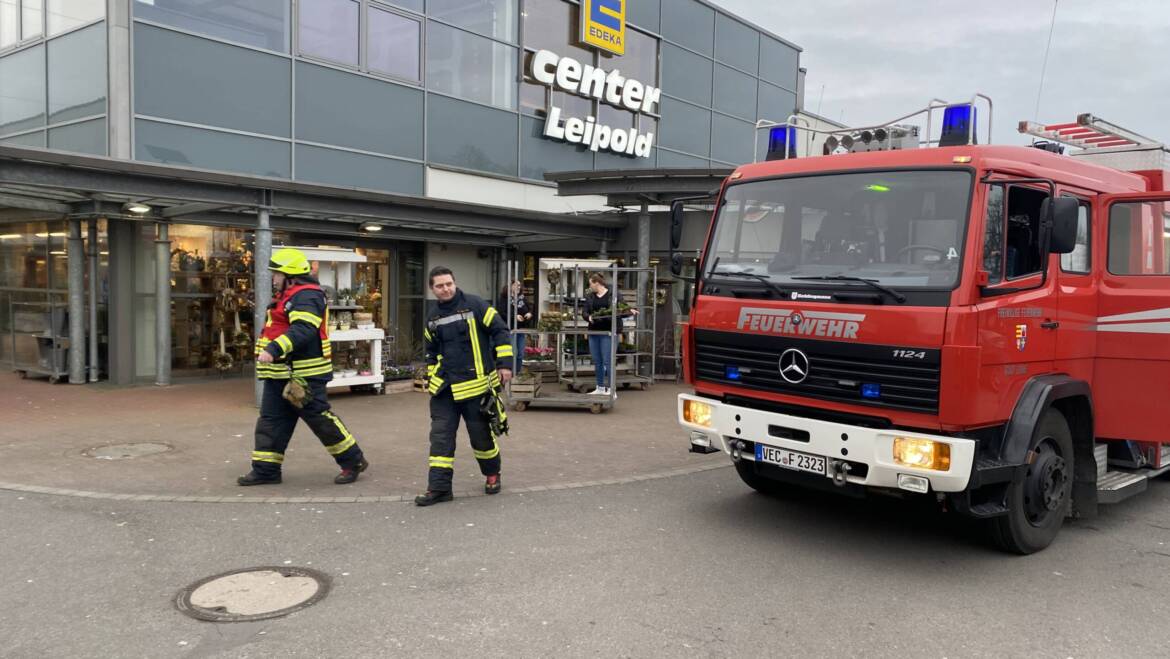 Auslösung der Brandmeldeanlage in Einkaufszentrum