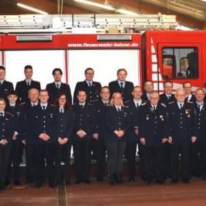 Jahreshauptversammlung der Feuerwehr Lohne: Bilanz, Beförderungen und Herausforderungen