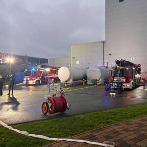 Brand mit Gefahrstoffen (Übung)